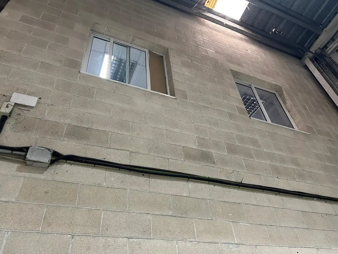 Vista exterior de Nave industrial en venta en Olèrdola con Alarma