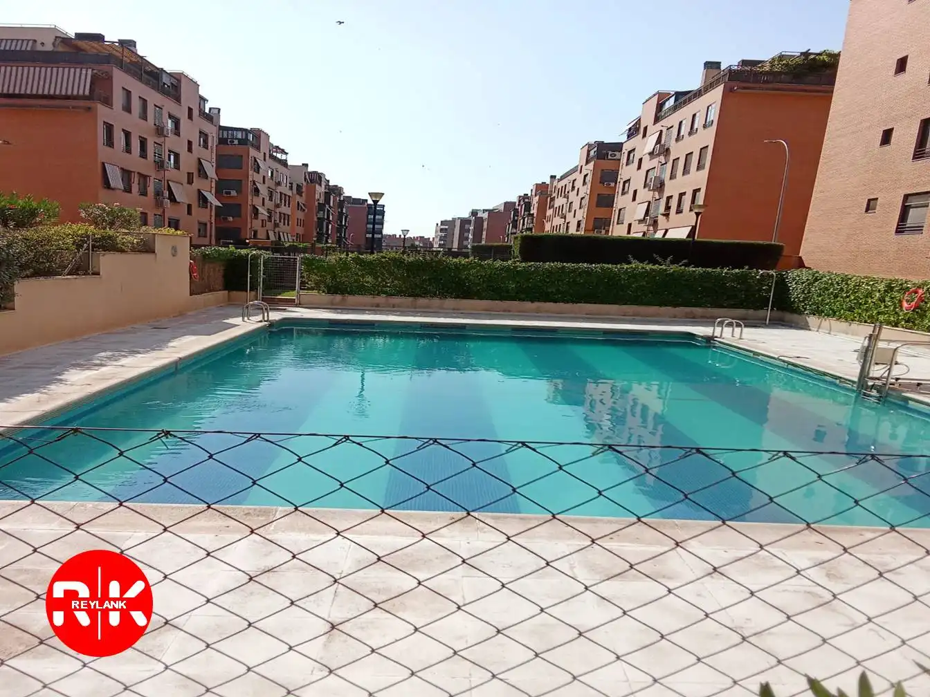 Swimming pool of Flat for sale in Madrid  with Air Conditioner, Heating and Private garden
