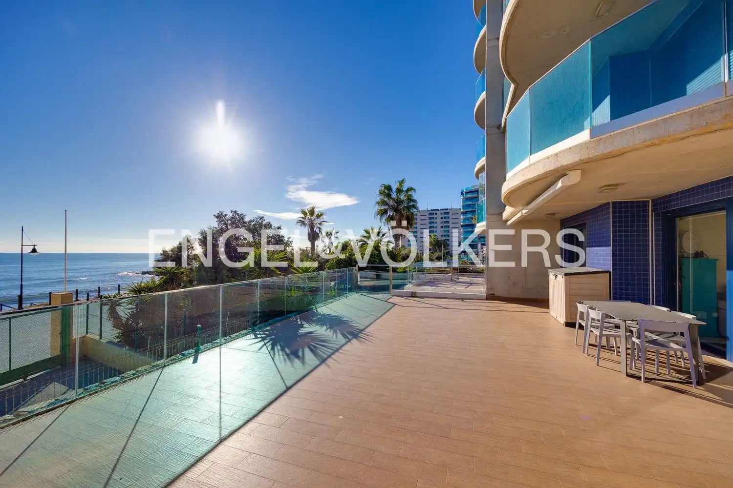 Terrasse von Erdgeschoss zum Verkauf in Torrevieja mit Klimaanlage, Heizung und Terrasse
