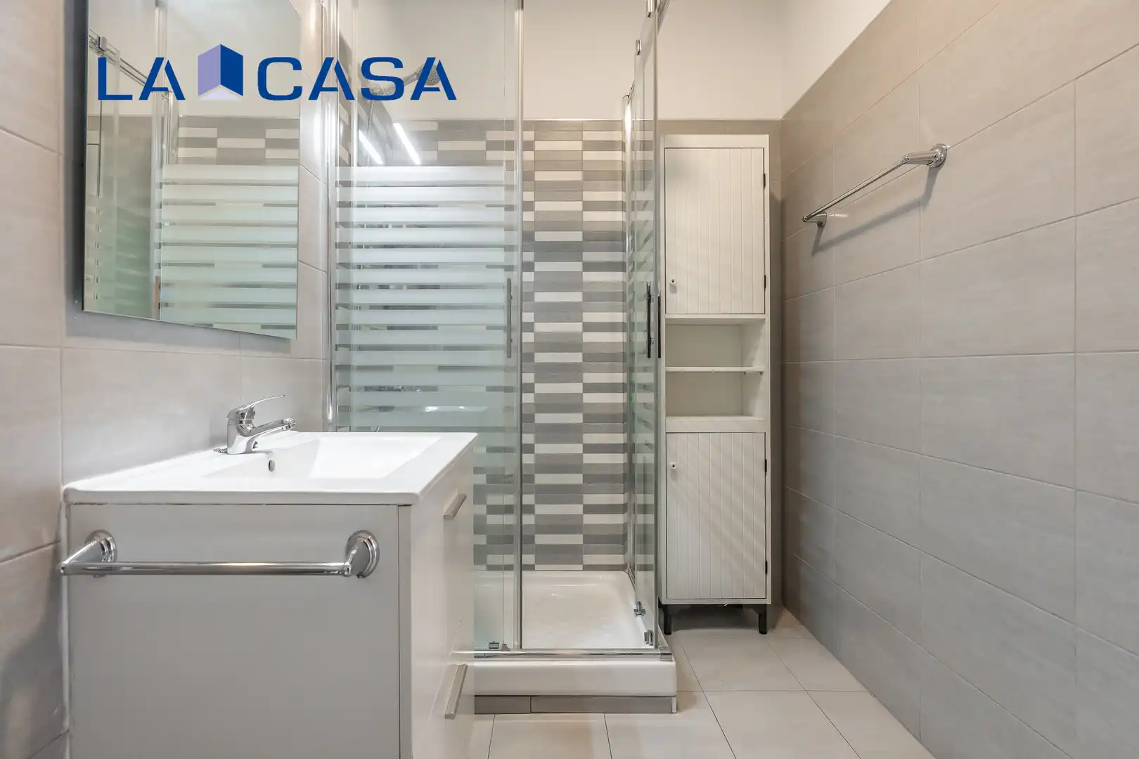 Badezimmer von Wohnung zum Verkauf in Madrid mit Heizung und Terrasse