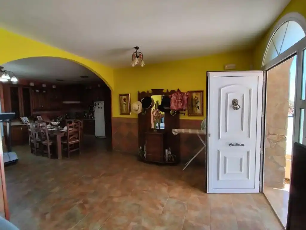 Casa amb jardí en venda a Camino Jauro, imagen 6