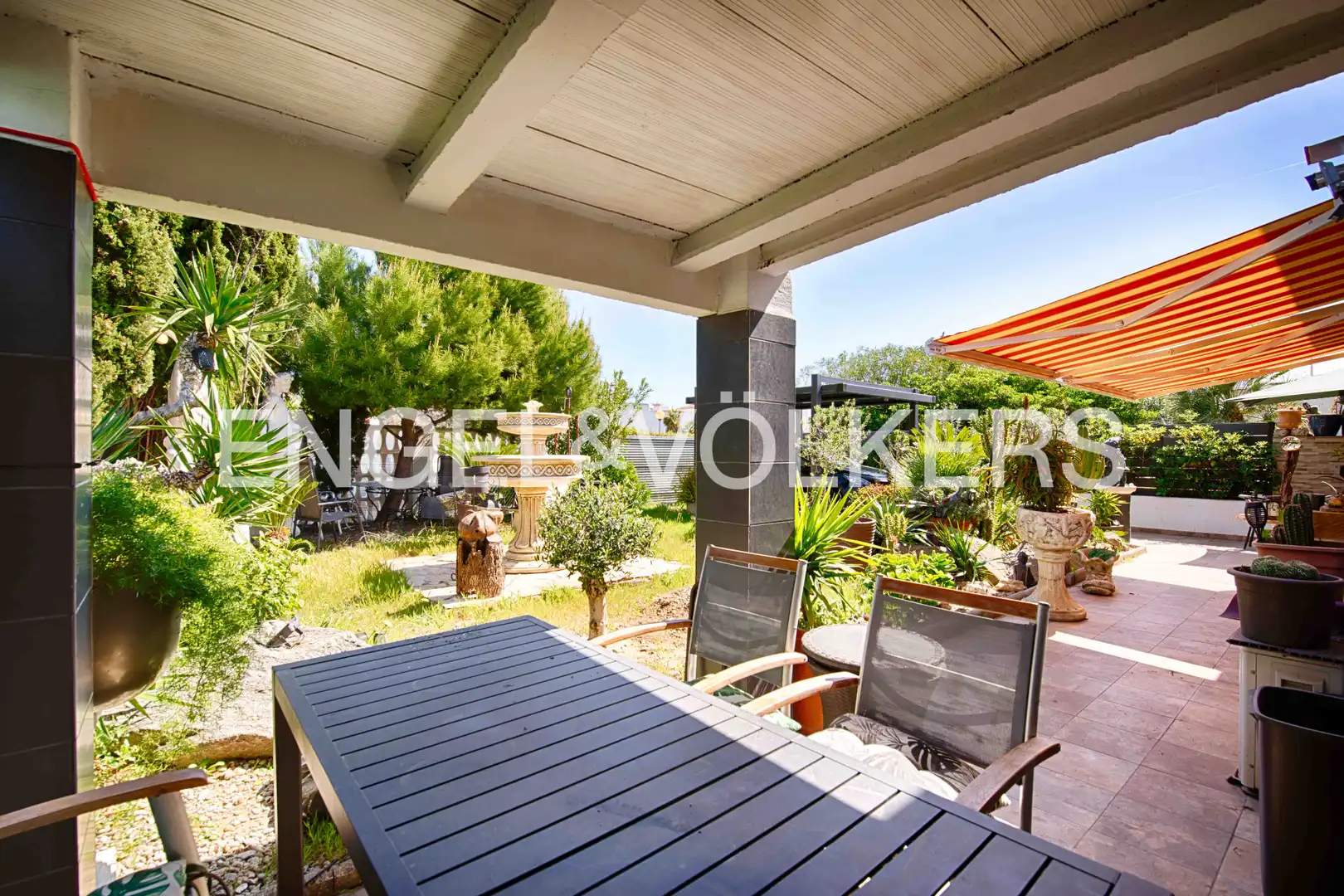 Apartment with garden for sale in Carrer Cala Curta