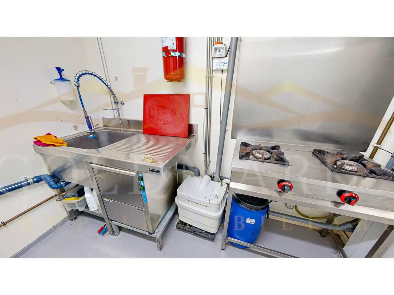 Kitchen of Commercial properties for transfer in Ripollet