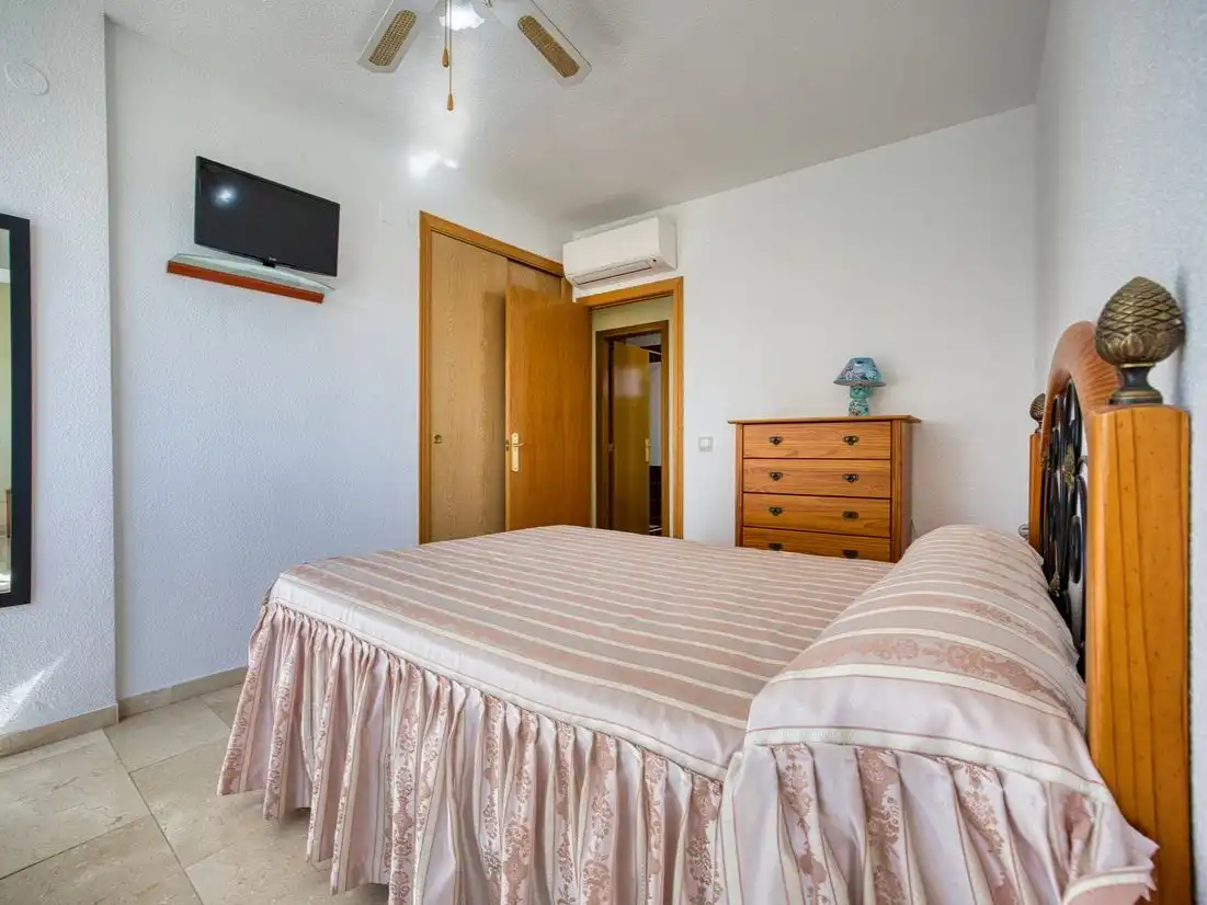 Apartamento con piscina en venta en Avenida del Municipi 12, imagen 18