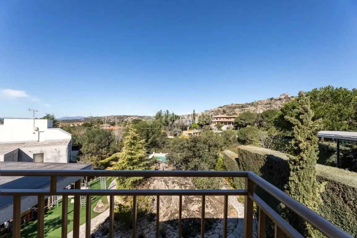 Terraza de Casa o chalet en venta en Torrelodones con Calefacción, Jardín privado y Piscina