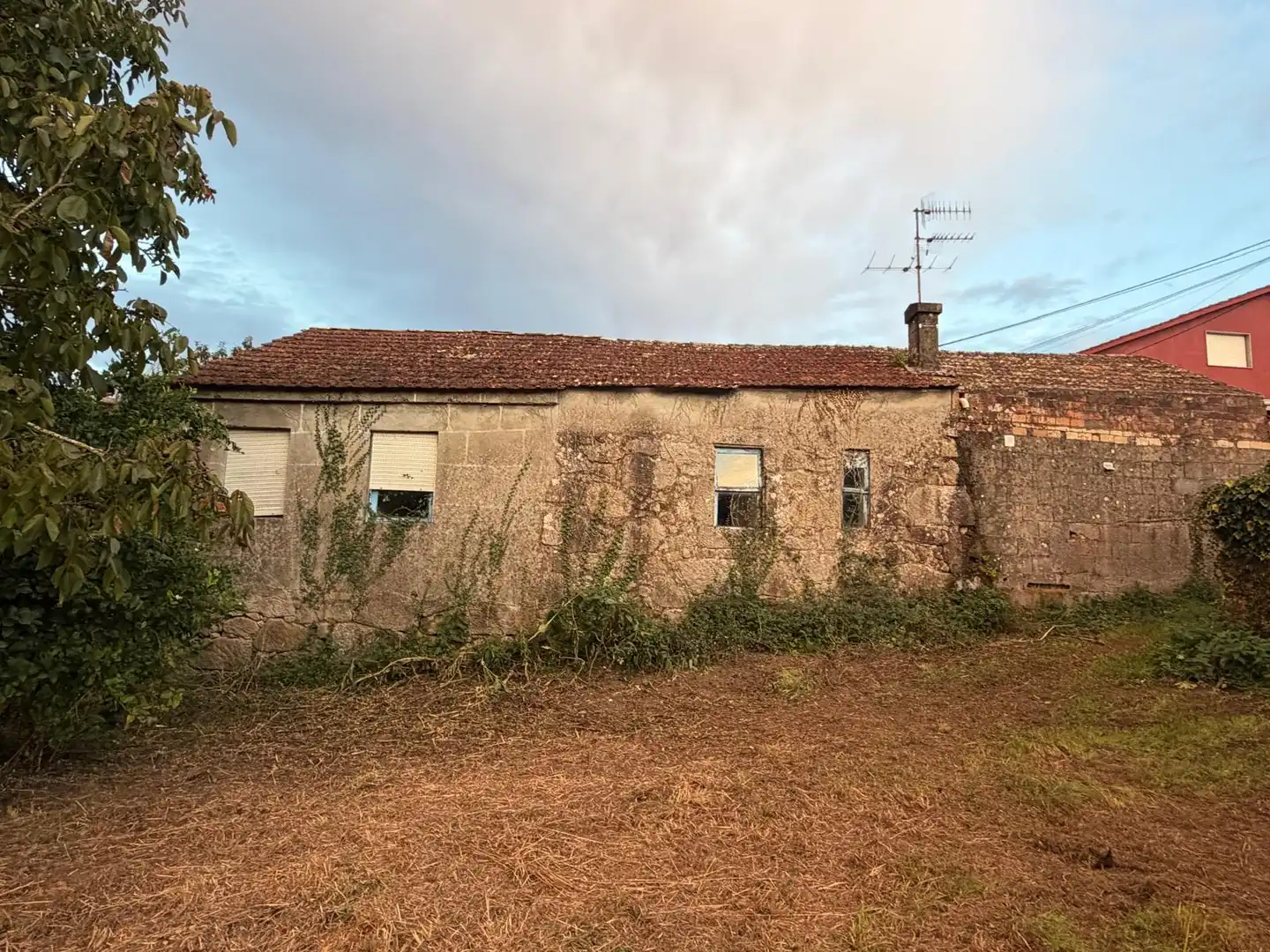 Maison rustique avec jardin à vendre à Campo das Bestas 5, imagen 3