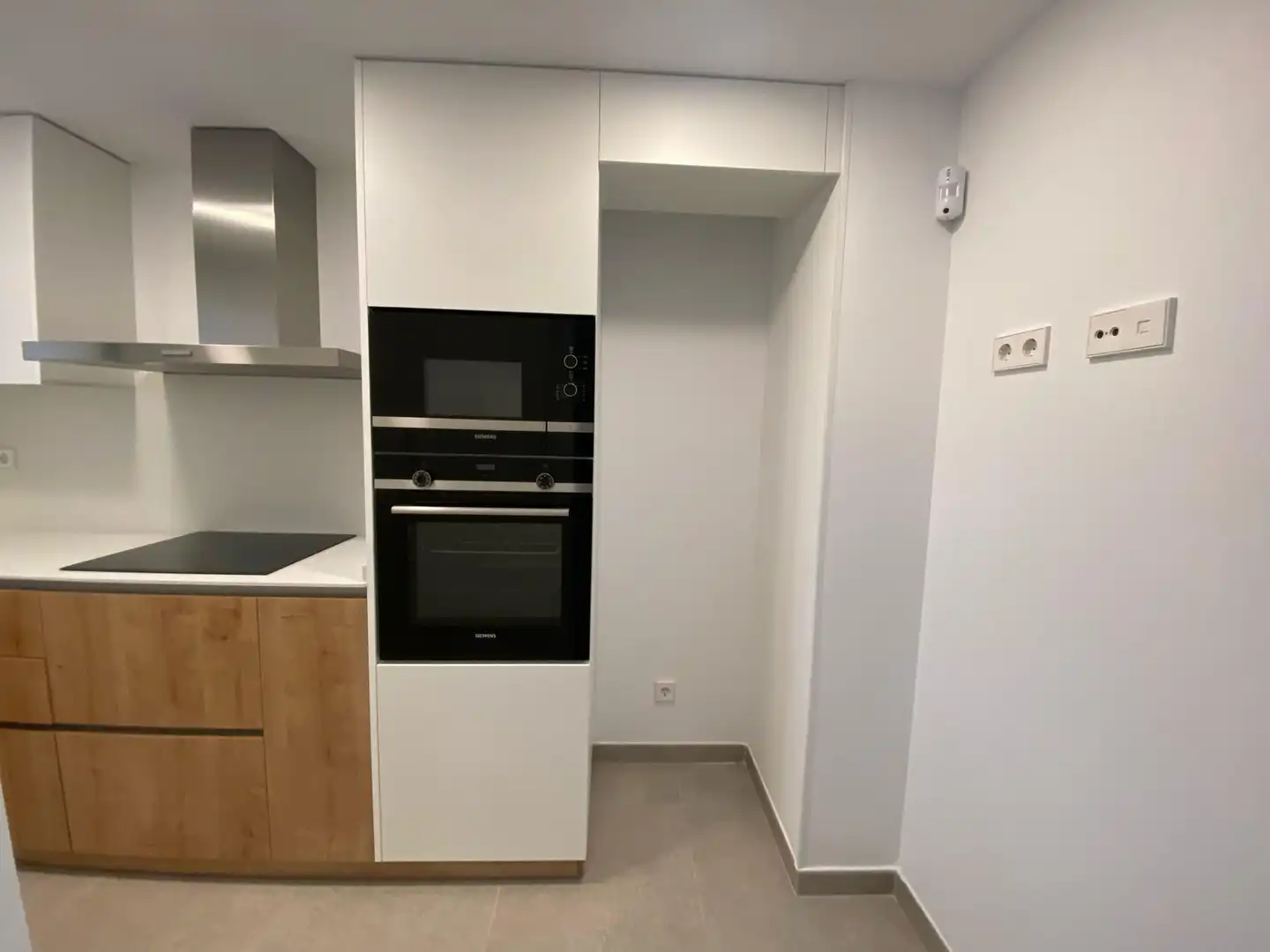 Flat with terrace to rent in Centre, imagen 4