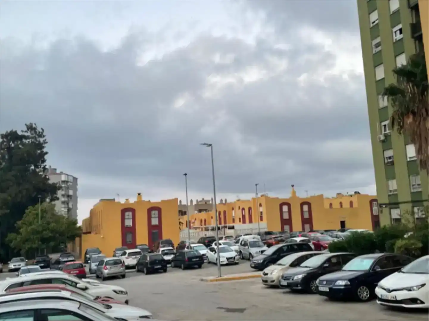 Parking de Apartamento en venta en Algeciras con Aire acondicionado, Parquet y Amueblado