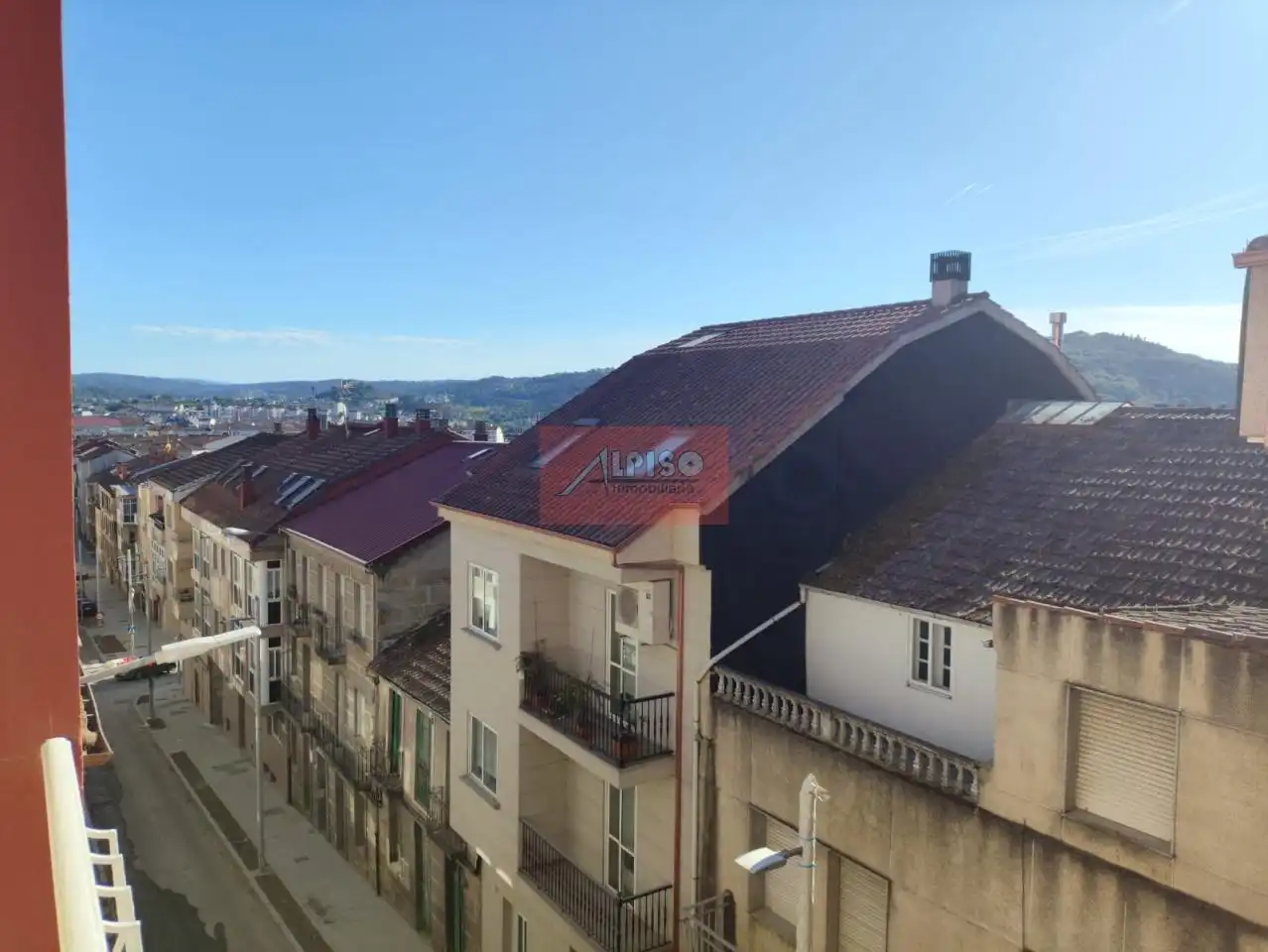 Vista exterior de Pis de lloguer en Ourense Capital  amb Calefacció, Traster i Moblat