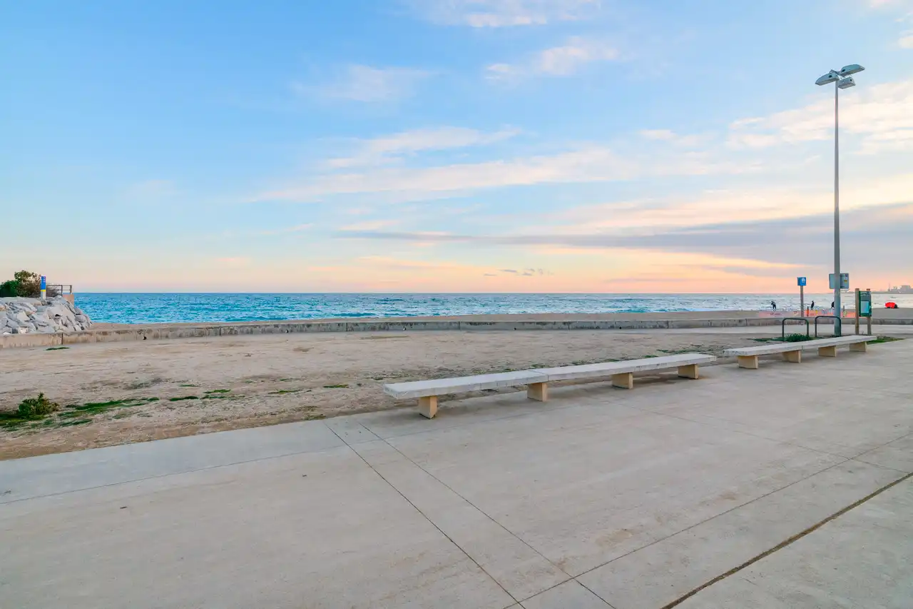 Vista exterior de Piso en venta en Badalona con Aire acondicionado y Calefacción