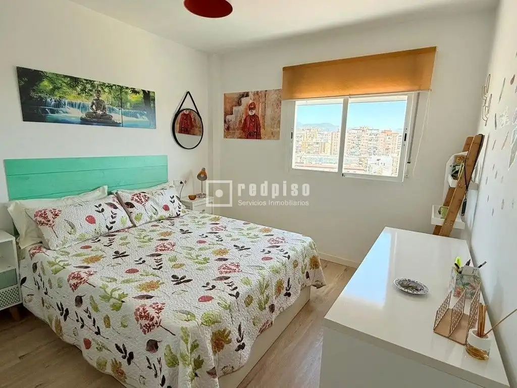 Schlafzimmer von Wohnung zur Miete in Málaga mit Parkett, Terrasse und Möbliert