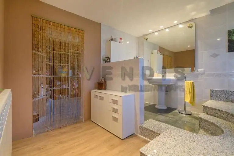 Casa amb terrassa en venda a Corbera de Llobregat, imagen 46