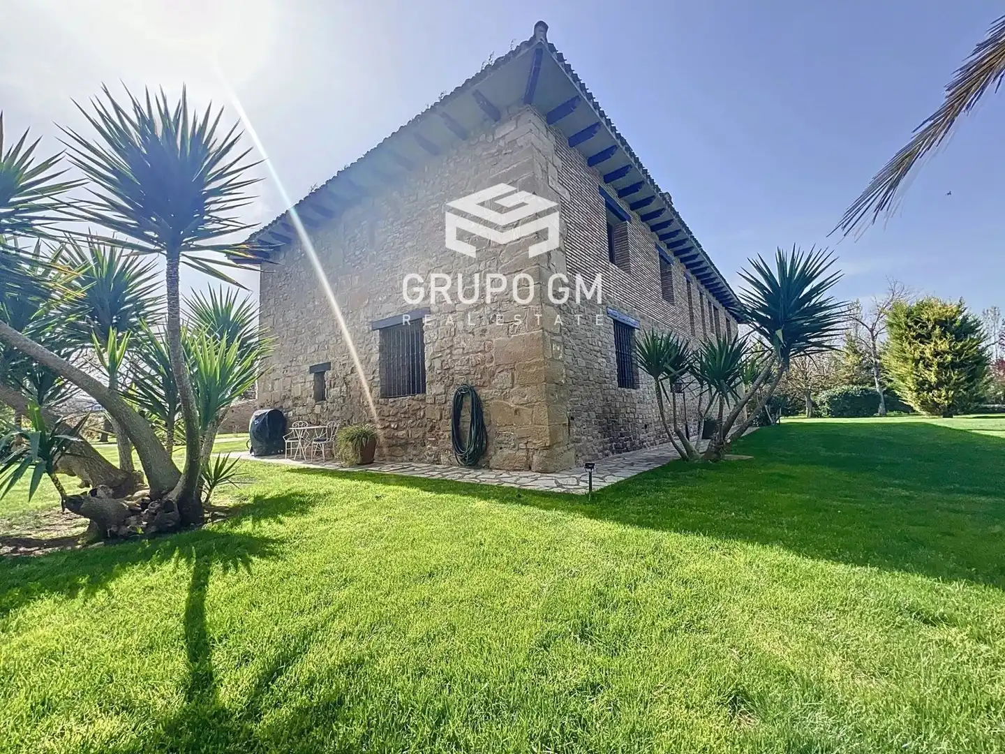 Exterior view of Houses for sale in  Logroño  with Terrace, Storage room and Swimming Pool