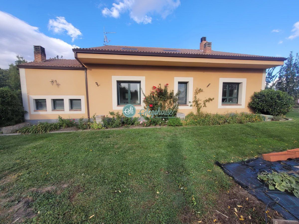 Jardín de Casa o chalet en venta en Espirdo con Calefacción, Jardín privado y Terraza
