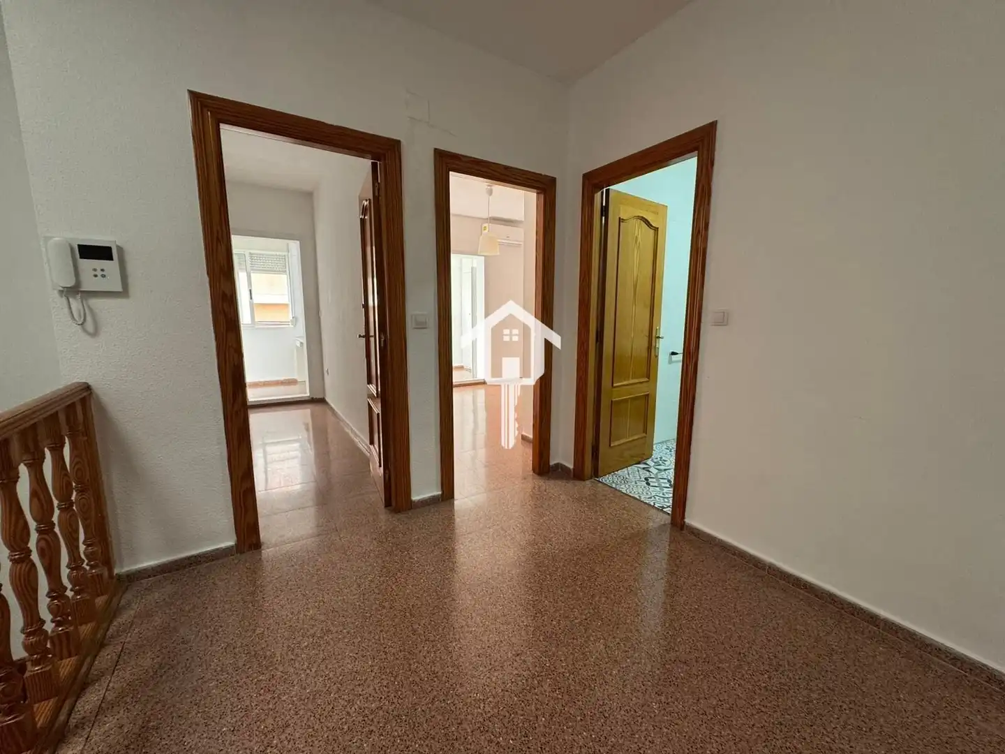 Casa adosada en venta en Alicante / Alacant con Terraza, Trastero y Amueblado