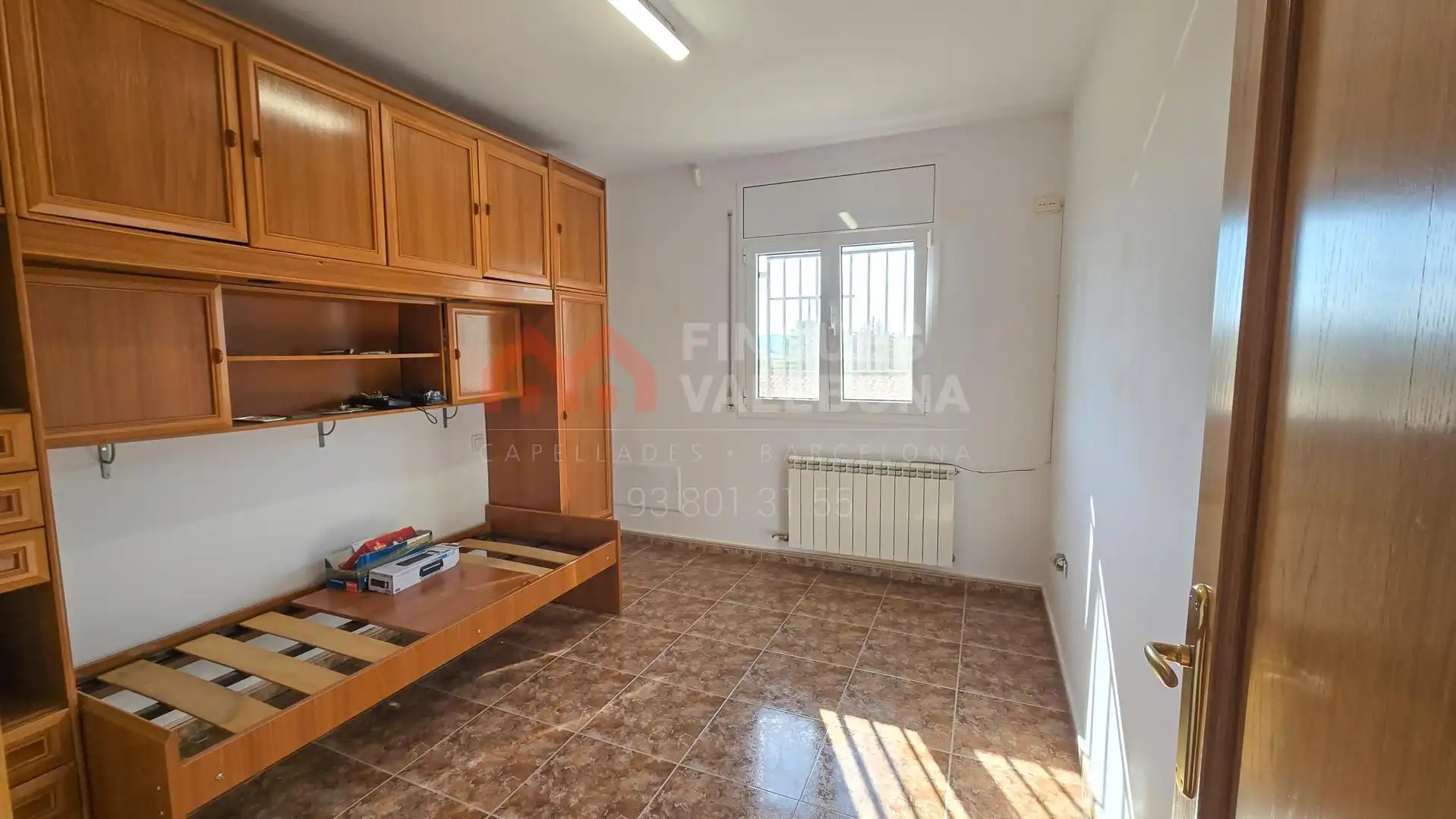 Dormitori de Casa o xalet en venda en La Torre de Claramunt amb Aire condicionat, Calefacció i Jardí privat
