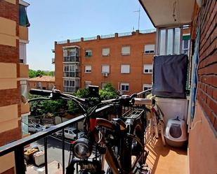 Exterior view of Flat to rent in  Madrid Capital  with Air Conditioner, Heating and Terrace