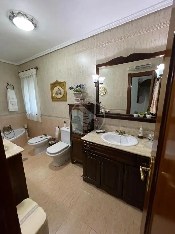 Piso con ascensor en venta en Calle Pintor el Greco, imagen 24
