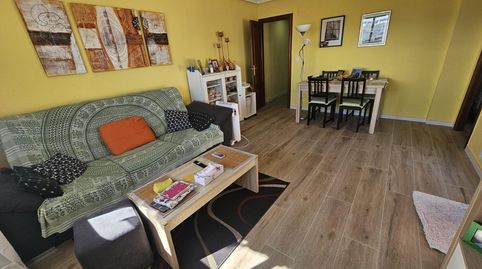 Foto 5 de Ático en venta en Plaza Plaza Reina Fabiola, Avenida de Abril - 9 de Octubre, Sagunto / Sagunt