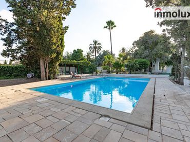 Villa con piscina in vendita a Partida Cantalar