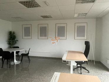 Office space with lift to rent in San Mateo - Castro- O Val