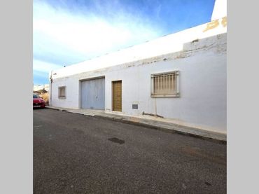 Terreny residencial en venda a Calle Vicente Aleixandre 28