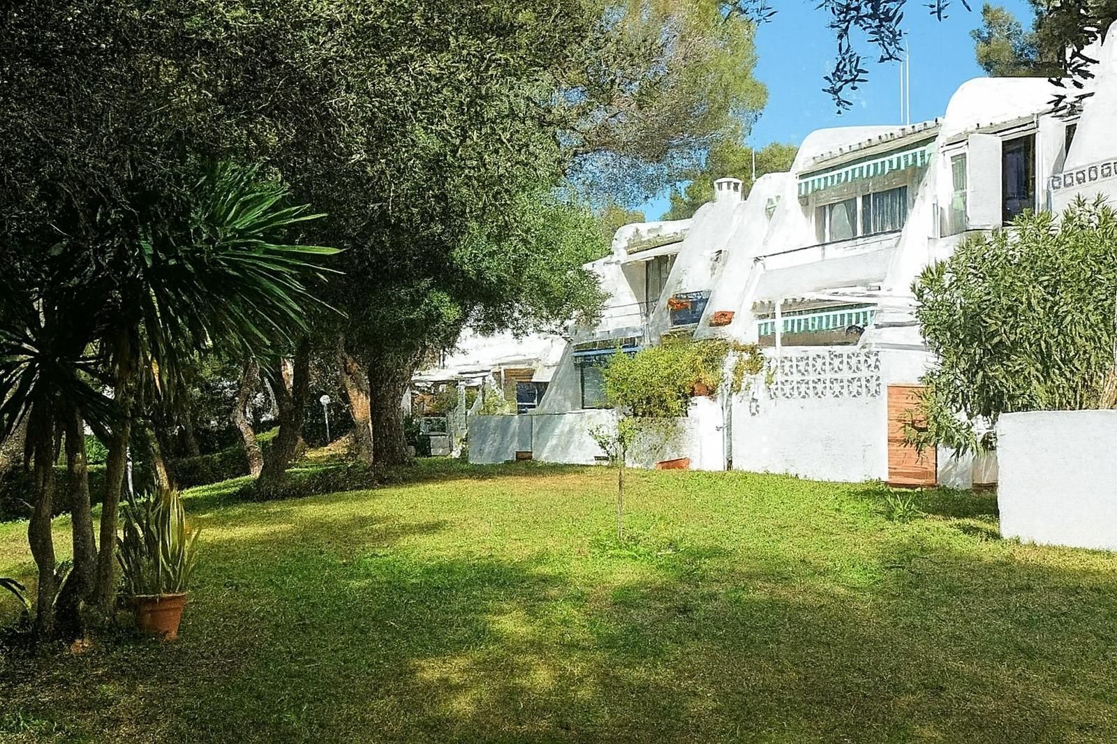 Jardí de Casa adosada en venda en Estepona amb Aire condicionat, Calefacció i Jardí privat