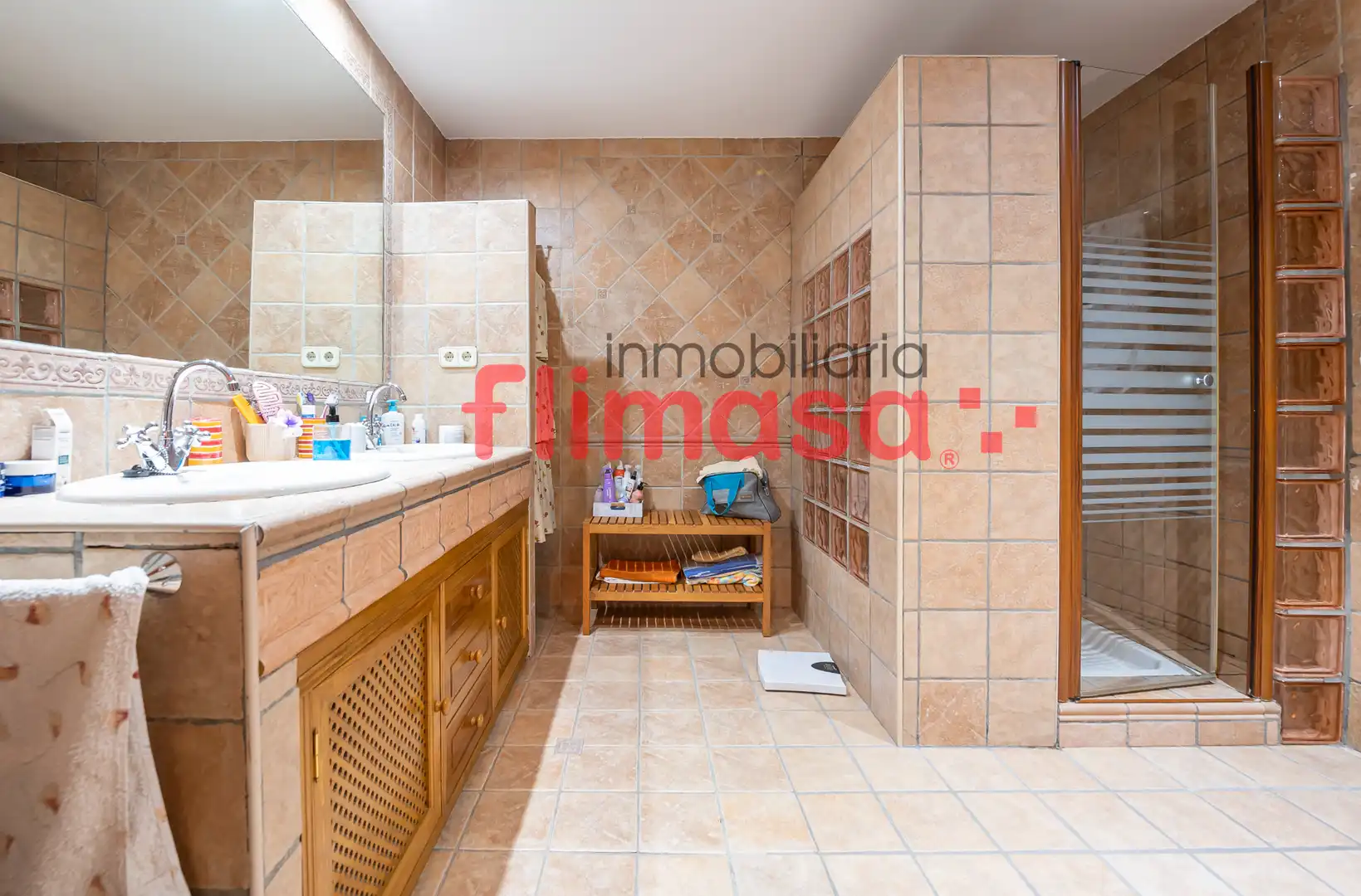 Bany de Casa o xalet en venda en Villaviciosa de Odón amb Aire condicionat, Calefacció i Jardí privat