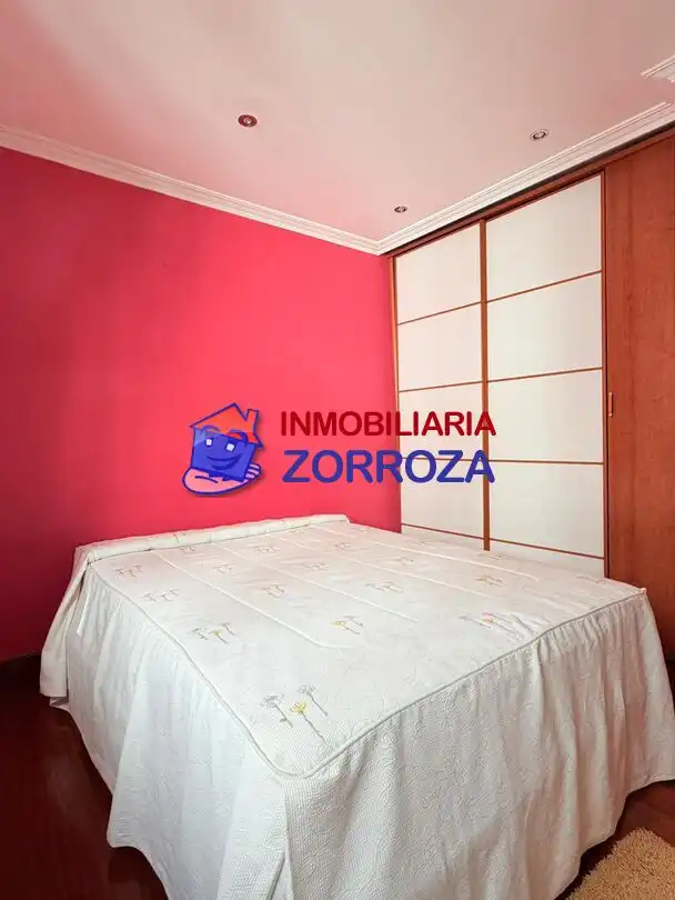 Bedroom of Flat for sale in Bilbao   with Heating and Furnished