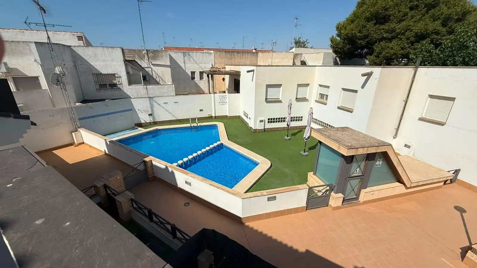 Piscina de Casa adosada en venta en San Javier con Aire acondicionado, Calefacción y Jardín privado
