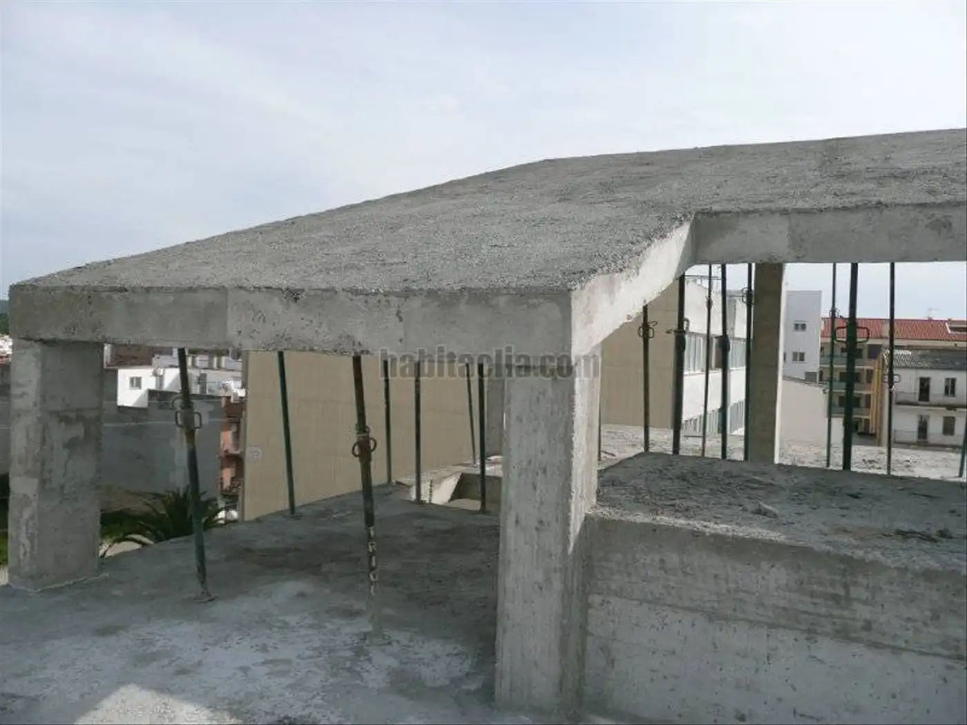 Vista exterior de Edificio en venta en Ulldecona
