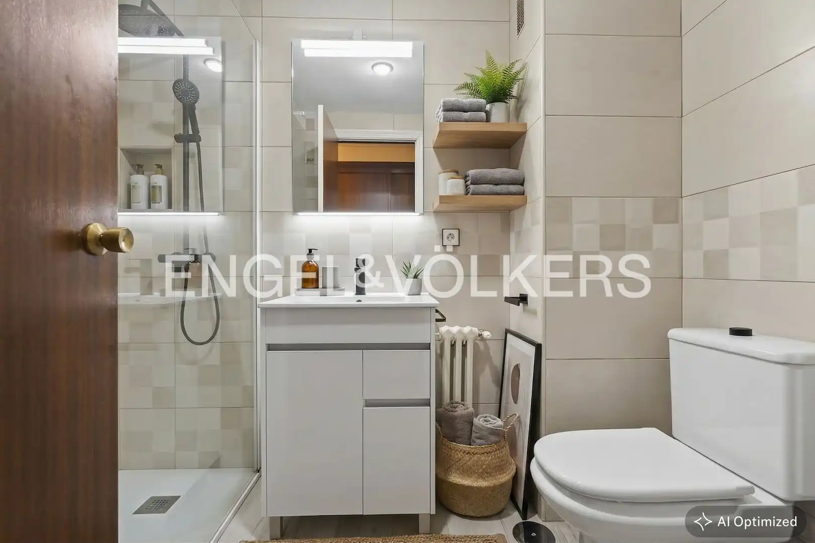 Bathroom of Flat for sale in Sevilla  with Air Conditioner, Heating and Balcony