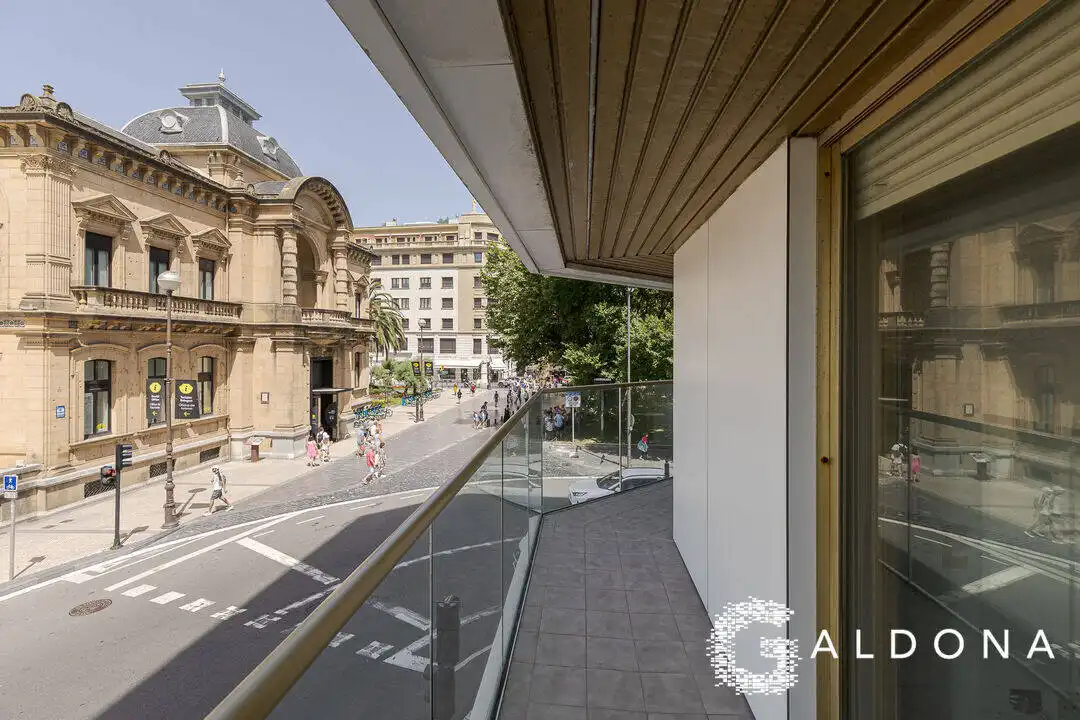 Terraza de Piso en venta en Donostia - San Sebastián  con Calefacción, Terraza y Balcón