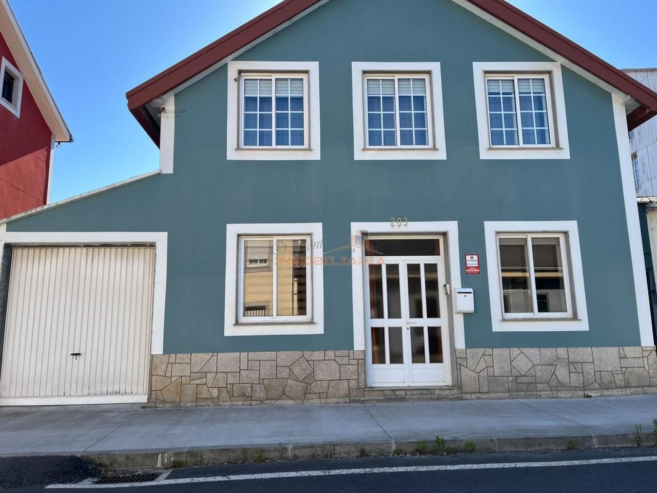 Vista exterior de Casa o xalet en venda en Ferrol amb Calefacció i Traster