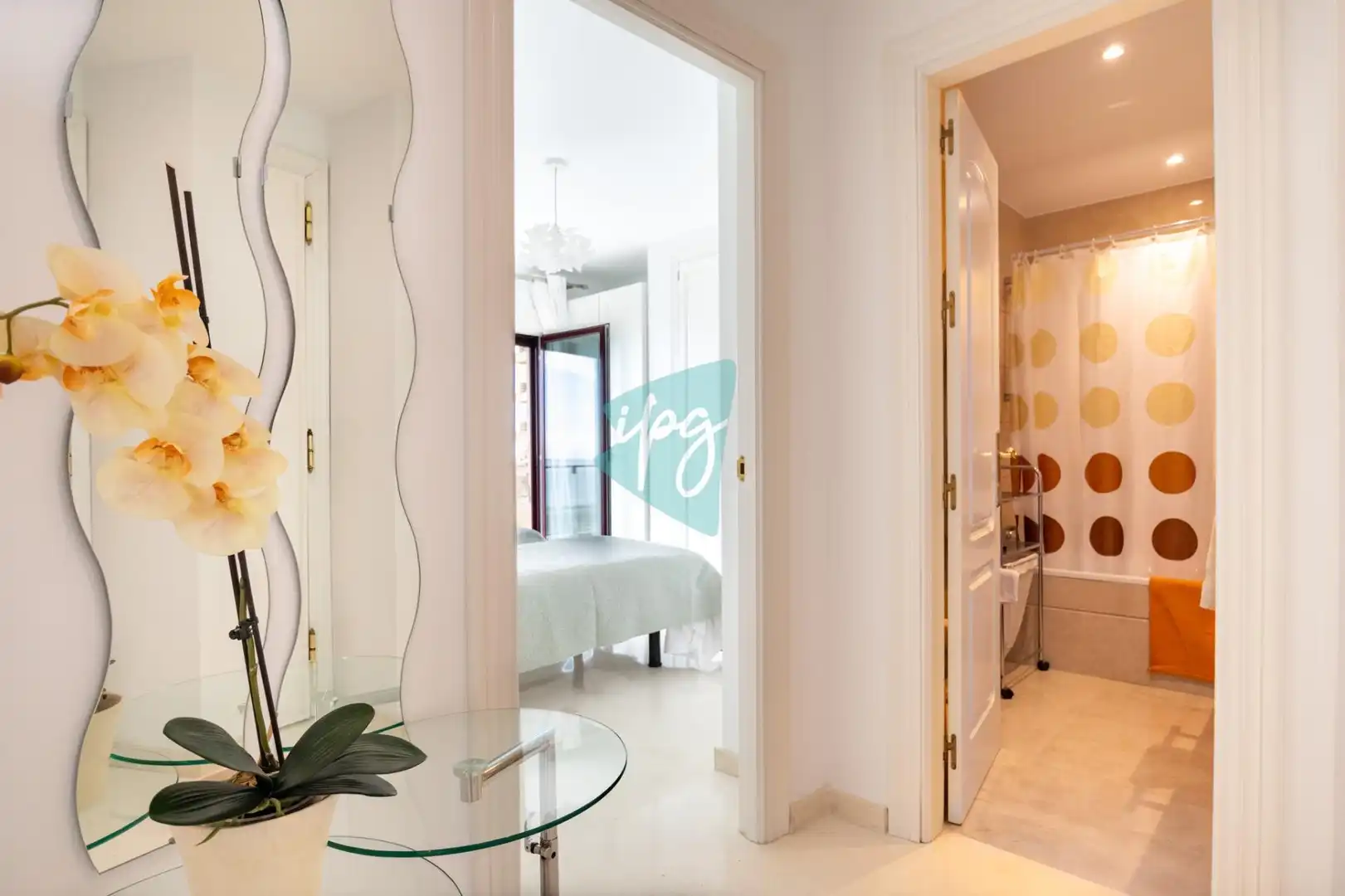 Habitación de Apartamento de alquiler en Estepona con Aire acondicionado, Calefacción y Amueblado