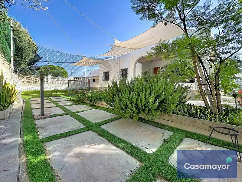 Terrassa de Casa o xalet en venda en Sant Joan d'Alacant amb Aire condicionat, Jardí privat i Piscina