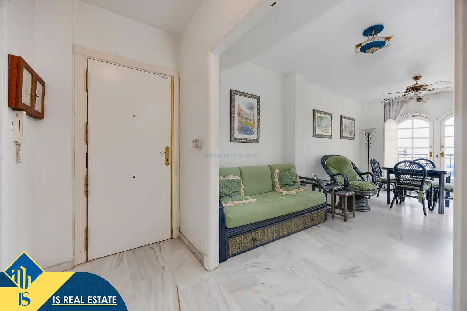 Apartamento con piscina en venta en Playa de los Locos, imagen 11