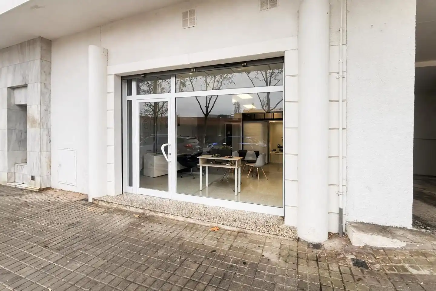 Commercial properties for sale in Montigalà - Sant Crist