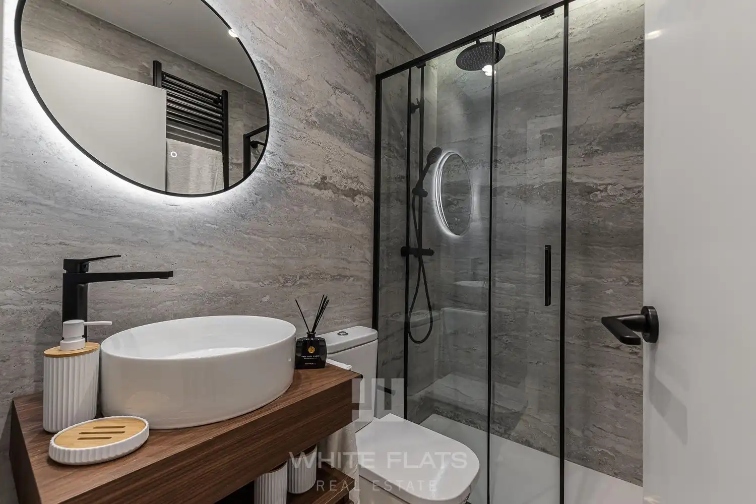 Baño de Piso en venta en Madrid con Aire acondicionado, Calefacción y Terraza