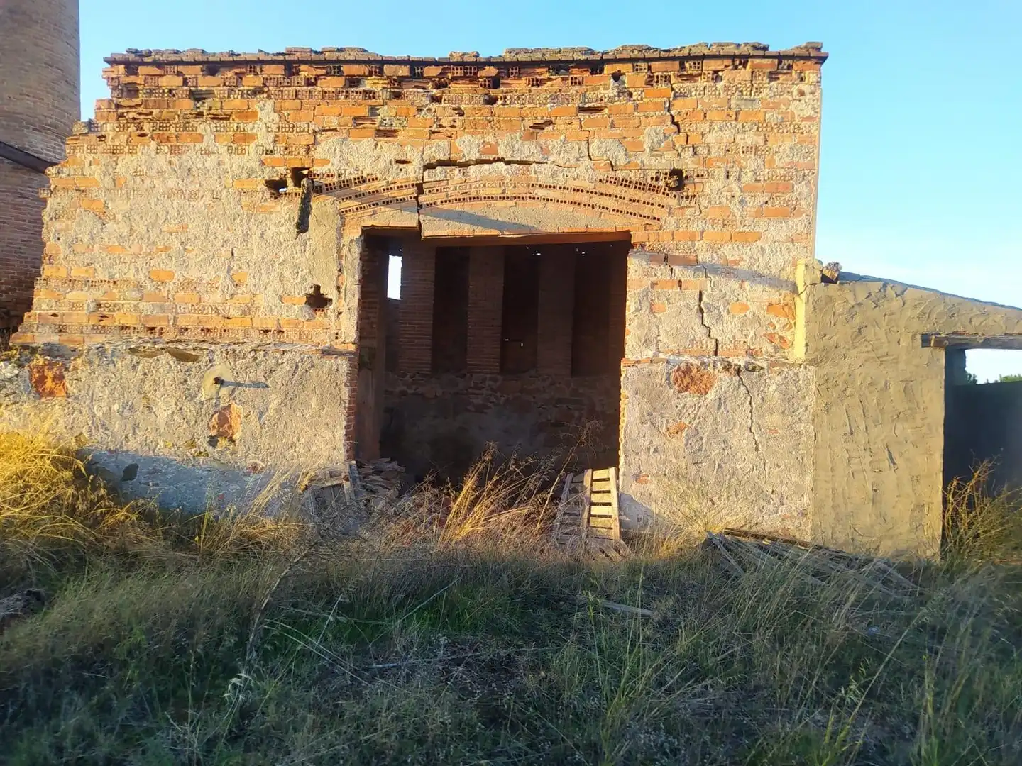 Außenansicht von Residential zum Verkauf in Navalmanzano