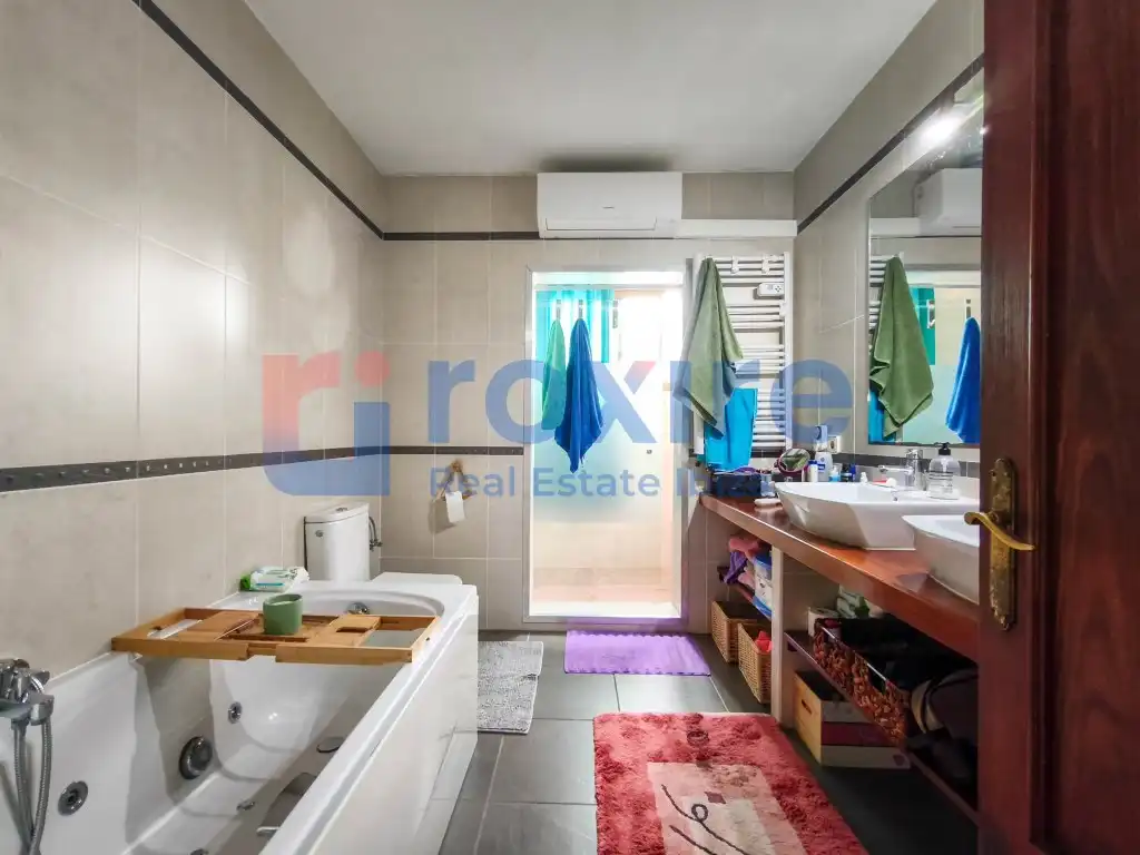 Bathroom of Houses for rent in Sant Antoni de Portmany  with Air Conditioner, Private garden and Terrace