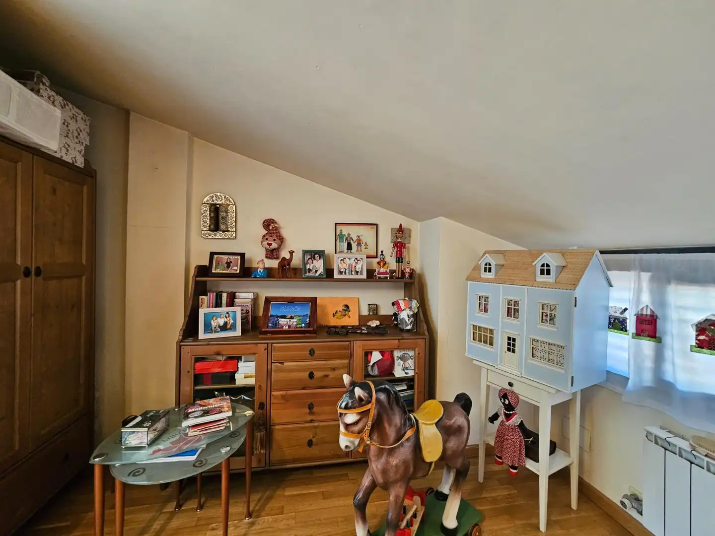 Habitación de Casa adosada en venta en Granollers