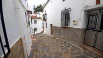 Vista exterior de Casa o xalet en venda en Canillas de Aceituno amb Terrassa i Balcó