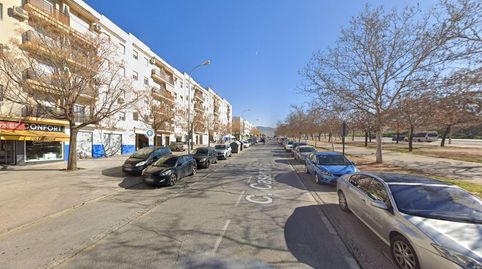 Foto 3 de Piso en venta en Pintor Soriano Quiros, Almanjáyar, Granada Capital