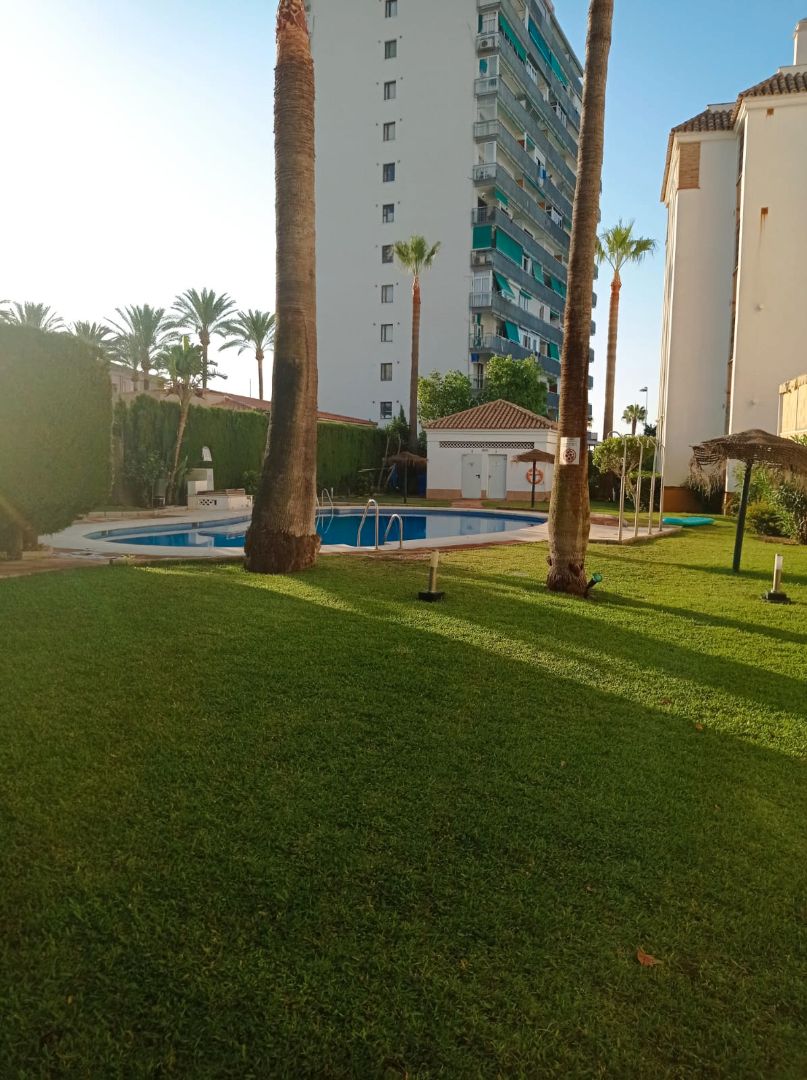 Swimming pool of Flat for sale in Benalmádena  with Storage room, Balcony and Community pool