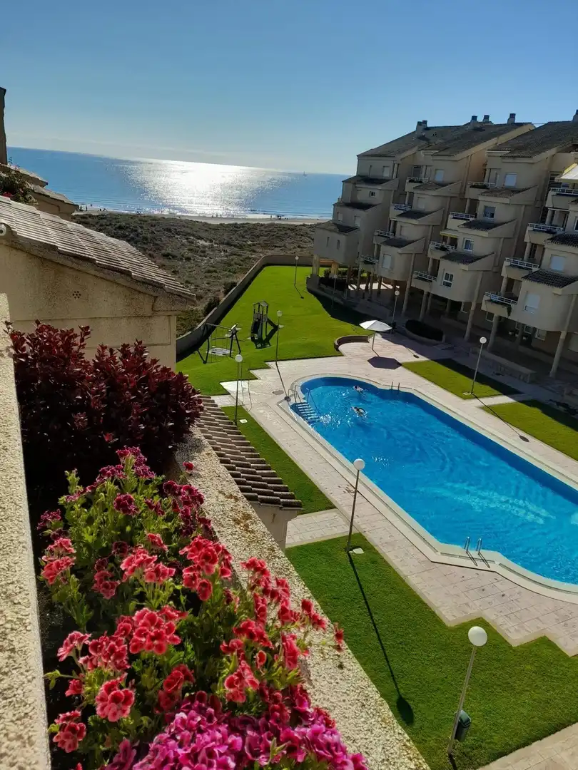 Piscina de Pis en venda en Valencia amb Aire condicionat, Jardí privat i Terrassa
