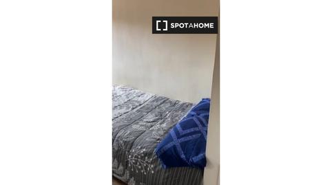 Photo 4 of Flat to share in El Burgo, Las Rozas de Madrid