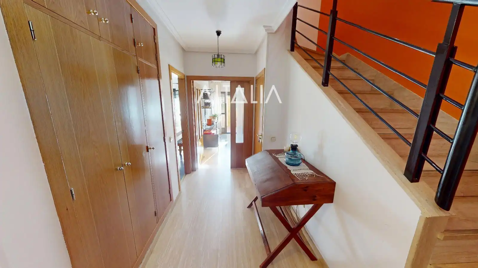 Casa adosada en venta en Cuenca con Calefacción, Piscina y Piscina comunitaria