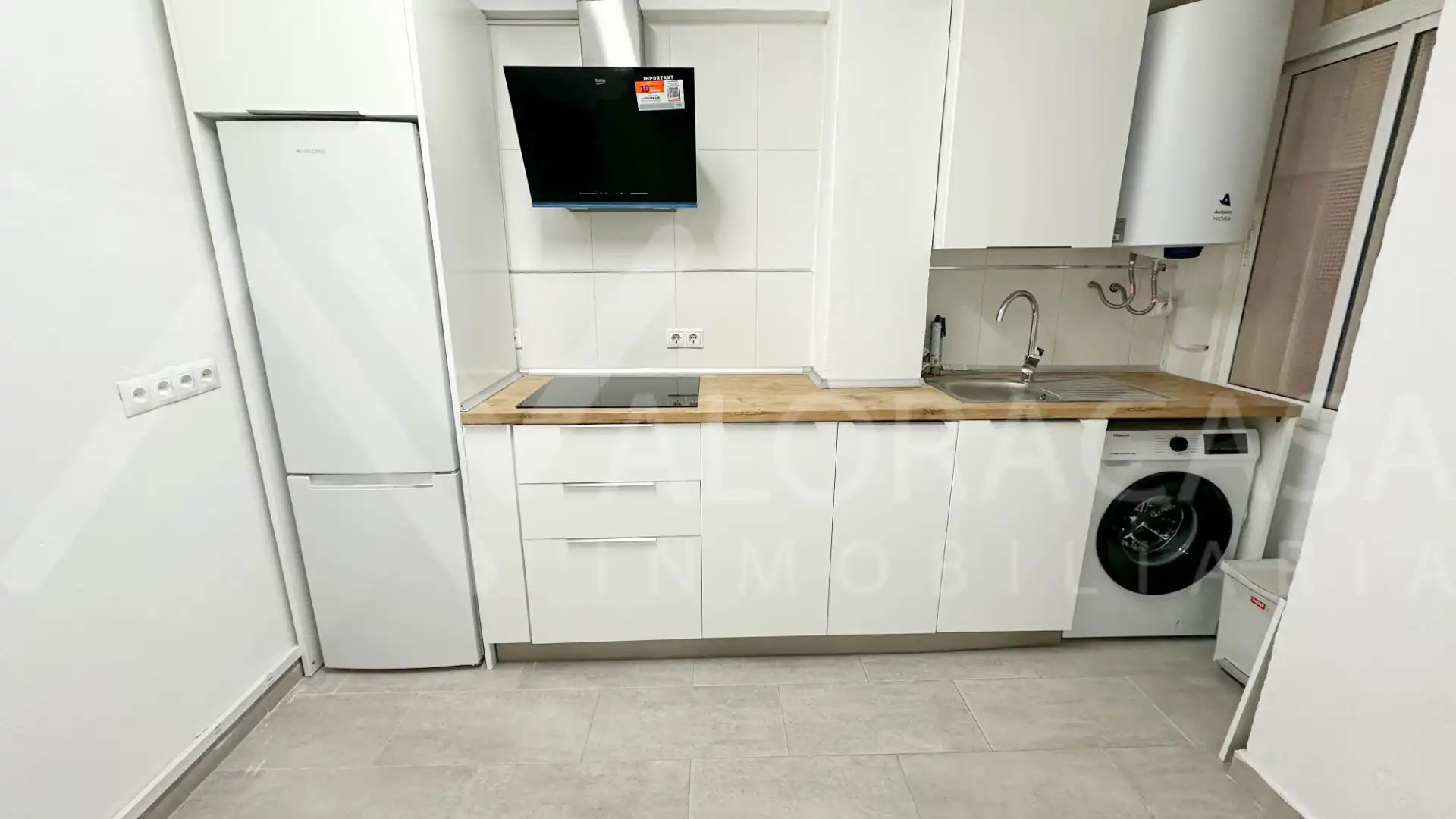 Cocina de Piso de alquiler en Málaga Capital con Aire acondicionado, Terraza y Lavadora