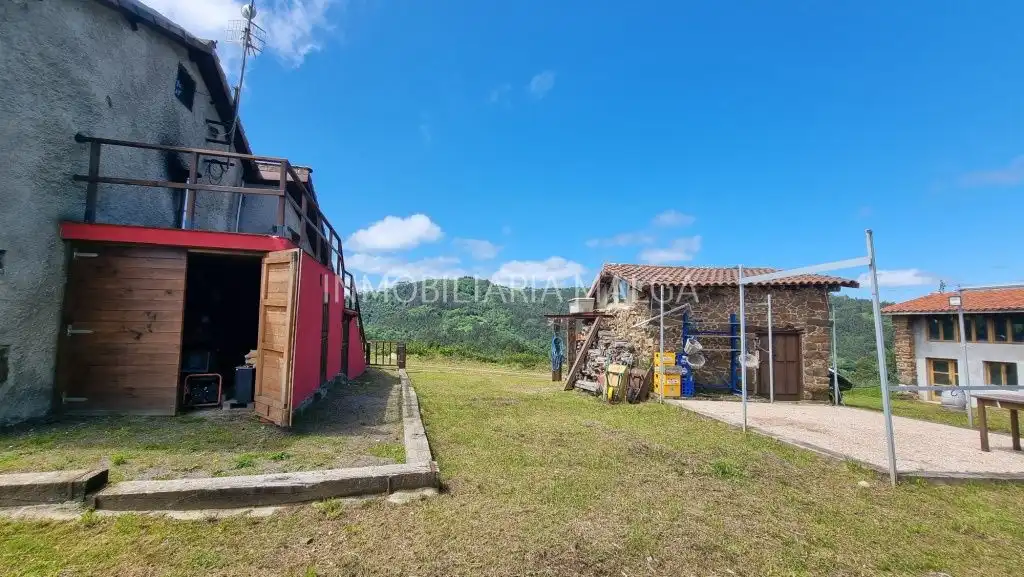 Casa o chalet en venta en Colunga con Jardín privado, Parquet y Terraza